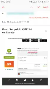 Comida na palma da mao