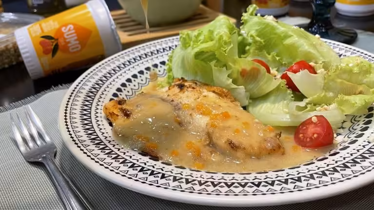 Faca um peixe ao molho de caja para a pascoa