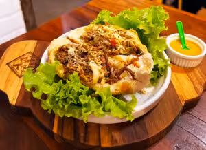Tião Capim, lanche tradicional do Bar do Tião, de São Bento do Sapucaí - Divulgação